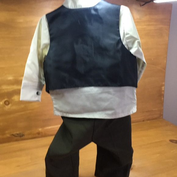 Boys suit set 12 months - Picture 2 of 5